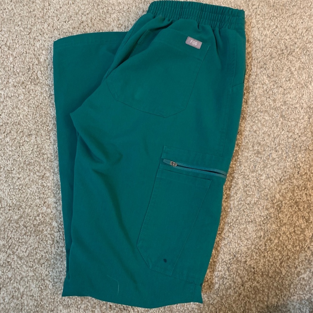 figs scrub pants